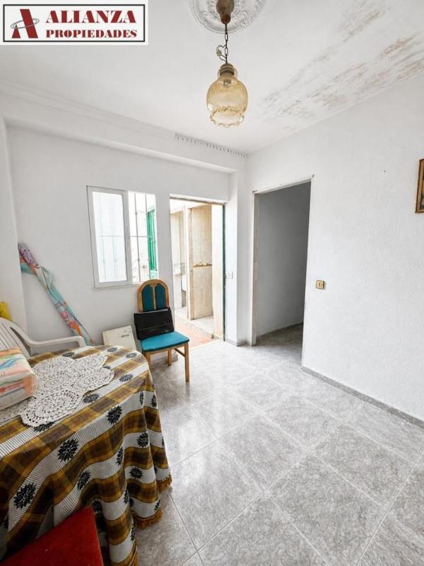 Недвижимость на продажу и в аренду в Испании photo 3