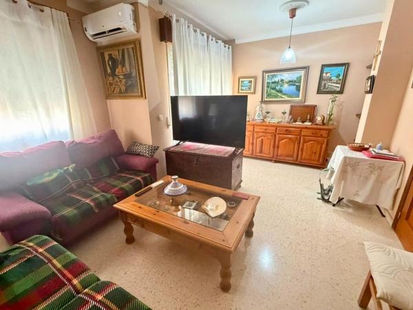 Venta de piso en Piso en Zona Fuentemora, Antequera, Antequera
thumbnail 2