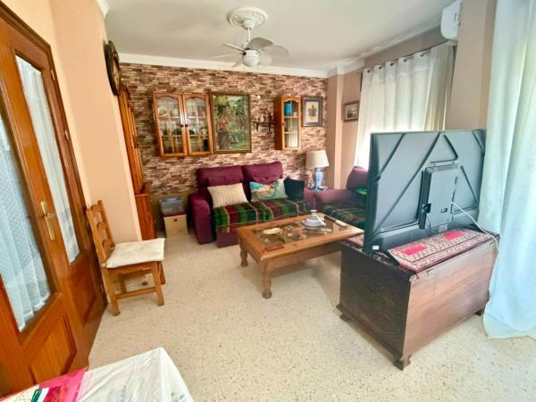 Venta de piso en Piso en Zona Fuentemora, Antequera, Antequera
thumbnail 3