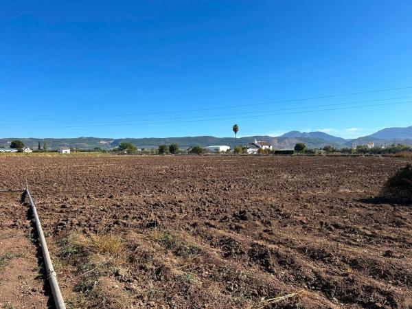 Finca rústica en venta en  Finca rústica en Zona de la Vega, Antequera , Antequera photo 2