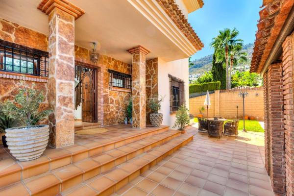 Casa o chalet independiente en Calle Moriles, 71, Manantiales - Lagar - Cortijo, Alhaurín de la Torre photo 4