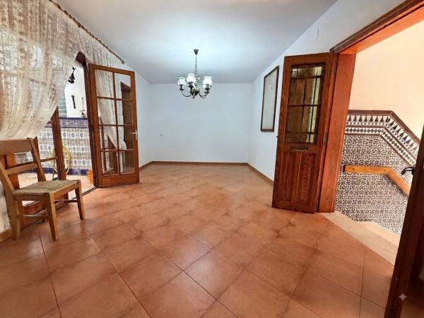 Chalet adosado en Puerta de Málaga, Casabermeja thumbnail 2