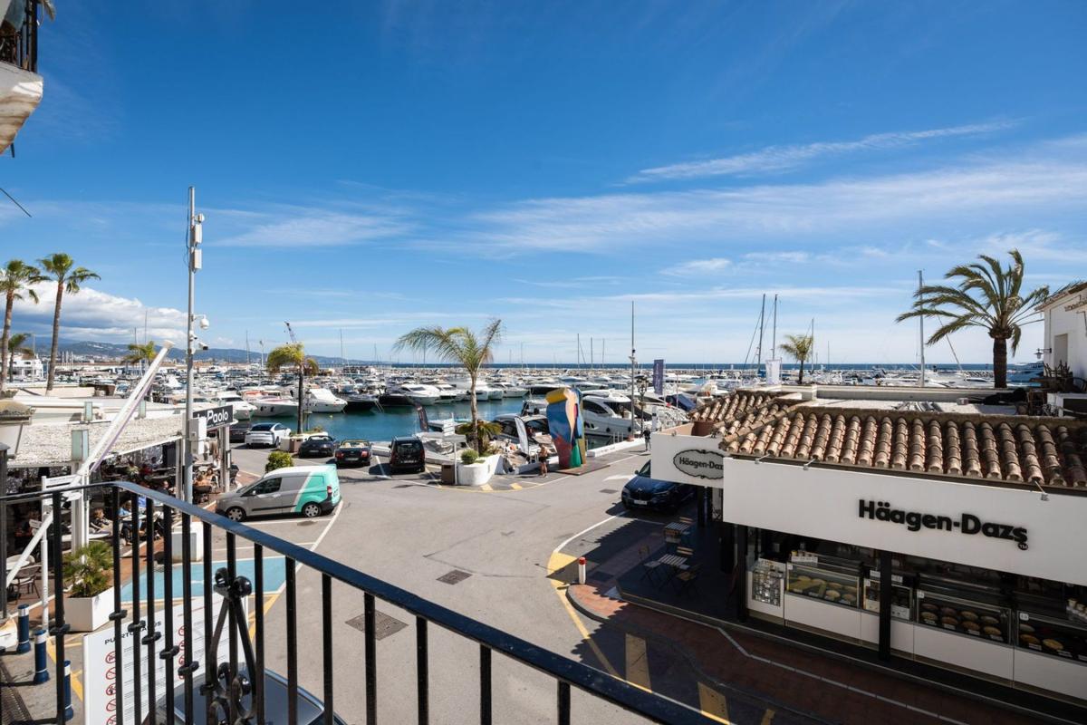 Venta de piso en Piso en Muelle Ribera (p Banus) s/n, Puerto Banús, Marbella, Marbella
 photo 5