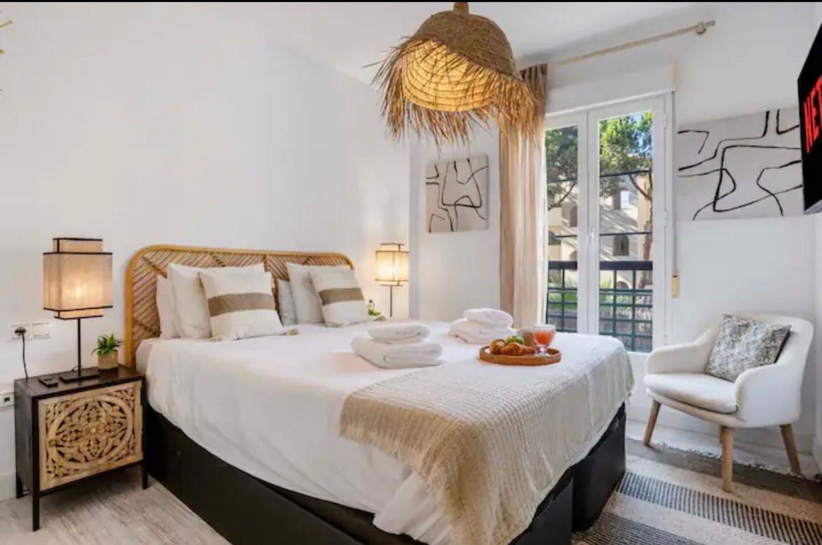 Sale of apartment in Piso en Calle Oceano, Romana Playa, Marbella, Marbella
photo 5