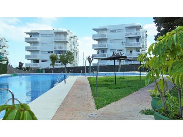 Venta de piso en Piso en Avenida Flamenca, 7, Sotoserena, Estepona, Estepona
thumbnail 2