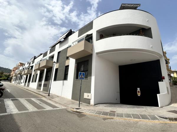 Sale of flat in Piso en Calle Pepe Tobalo, Centro, Alhaurín de la Torre, Alhaurín de la Torre
photo 1