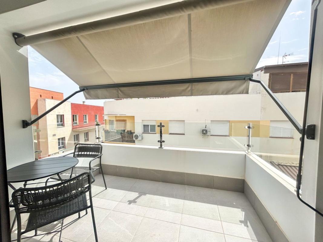 Venta de piso en Piso en Calle Pepe Tobalo, Centro, Alhaurín de la Torre, Alhaurín de la Torre
photo 2