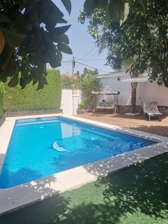 Casa o chalet independiente en Calle Mayoral, 19, Manantiales - Lagar - Cortijo, Alhaurín de la Torre photo 1