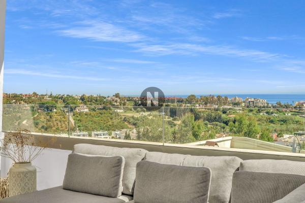 Penthouse for sale at Ático en Calle Monda, La Concha-Resina Golf, Estepona, Estepona photo 1