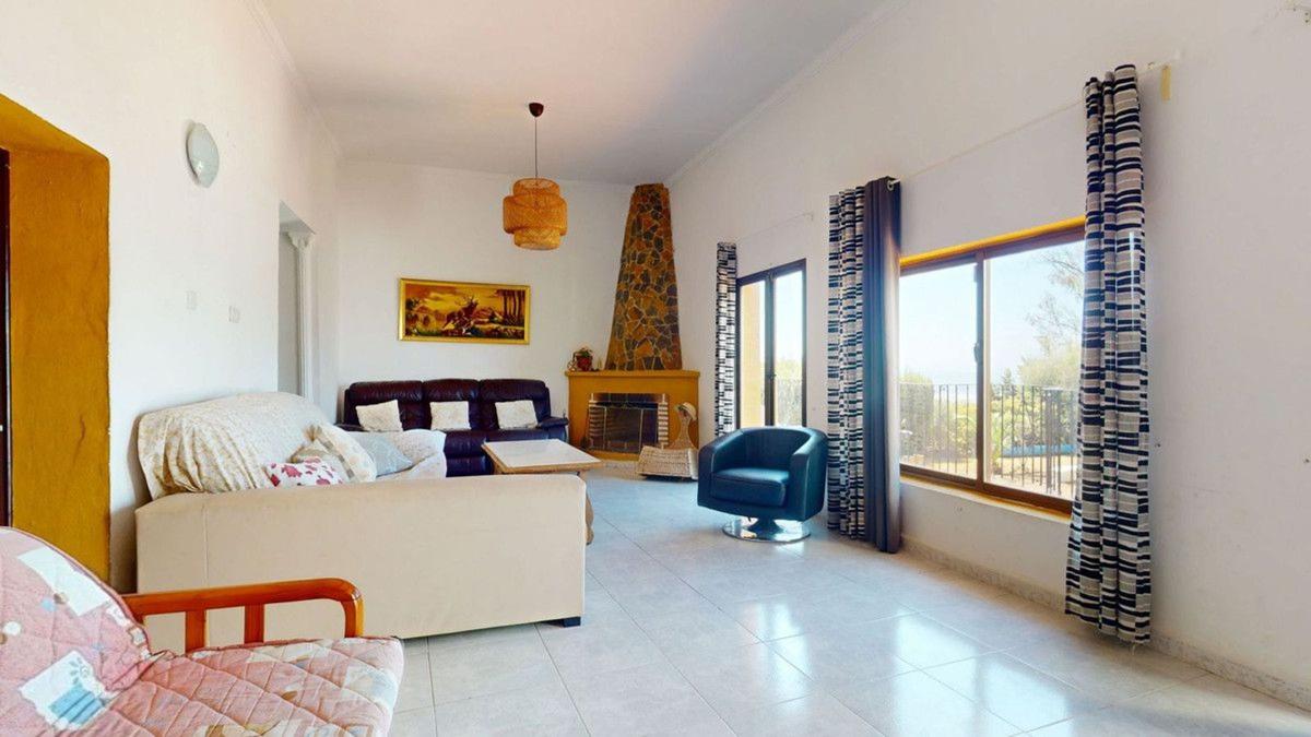 Propiedades en venta y alquiler en España photo 5