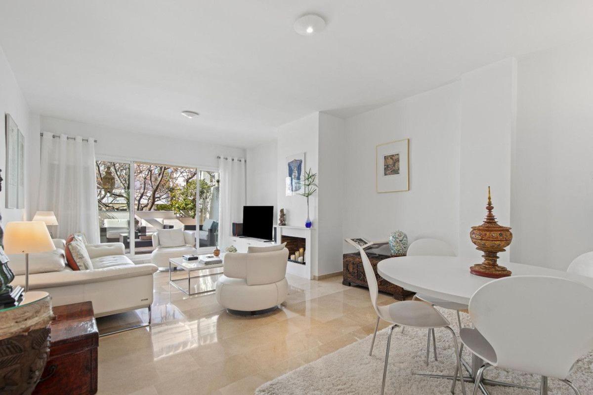 Venta de piso en Piso en Avenida Piedramar, 6, Nagüeles, Marbella, Marbella
photo 3