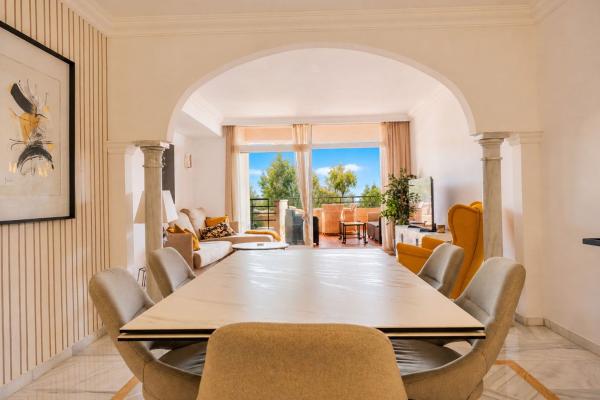 Venta de piso en Piso en Avenida Calderón de la Barca, 15, Los Naranjos, Marbella, Marbella
 photo 3