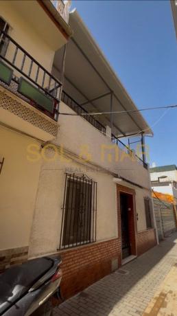 Chalet independiente en venta en Casa o chalet en Calle Casado, El Molinillo - Capuchinos, Málaga, Málaga
thumbnail 2