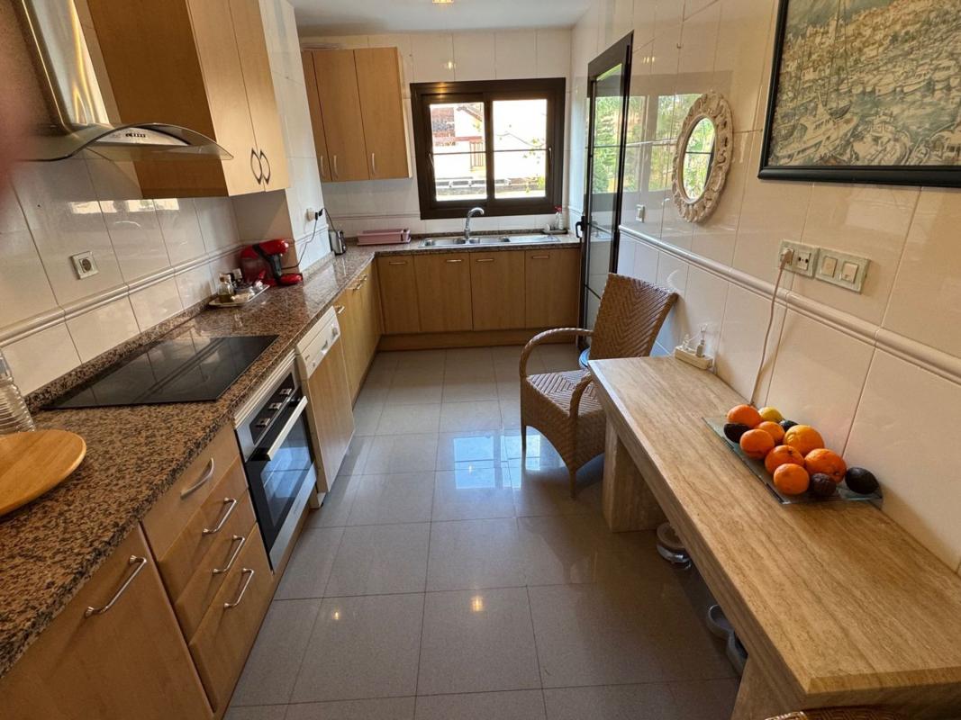 Venta de piso en Piso en Urbanizacion Matas Verdes, 1 z, Atalaya-Isdabe, Estepona, Estepona
photo 2