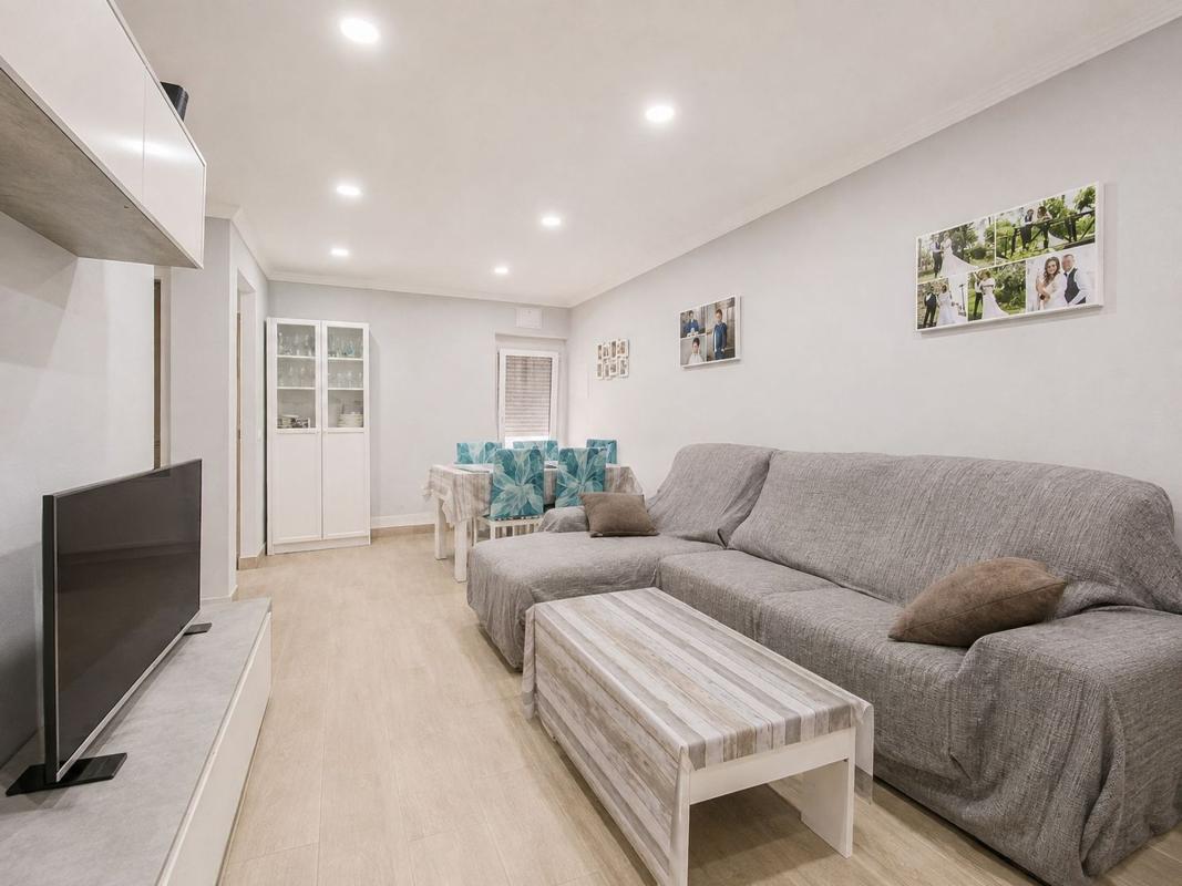Sale of townhouse in Chalet adosado en Centro, Estepona , Estepona photo 5