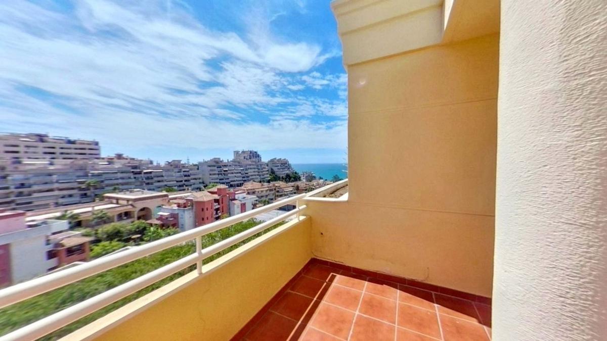 Venta de piso en Piso en Zona Centro Comercial Torrequebrada, Benalmádena, Benalmádena
 photo 3