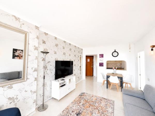 Sale of flat in Piso en Avenida Antonio Machado, 4, Solymar - Puerto Marina, Benalmádena, Benalmádena
 photo 4