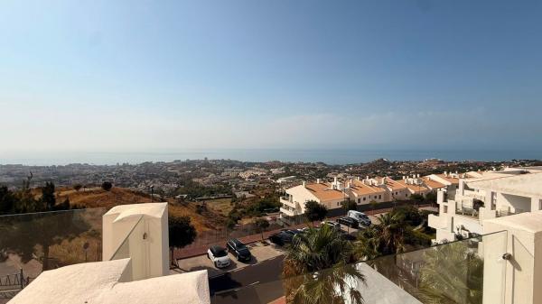 Sale of flat in Piso en Calle Teide, 5, Montealto, Benalmádena, Benalmádena
 photo 1