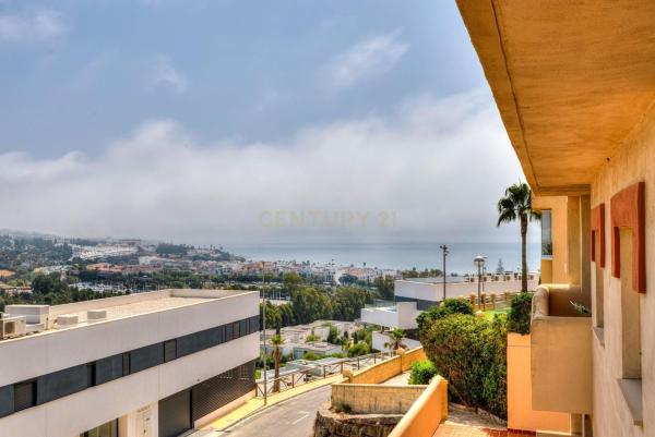 Duplex en venta en Dúplex en Calle Mar de Alborán, 2, La Cala de Mijas, Mijas, Mijas photo 1