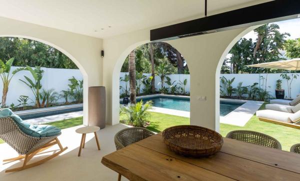 Casa o chalet independiente en Avenida de los Andaluces, Casasola, Estepona thumbnail 2