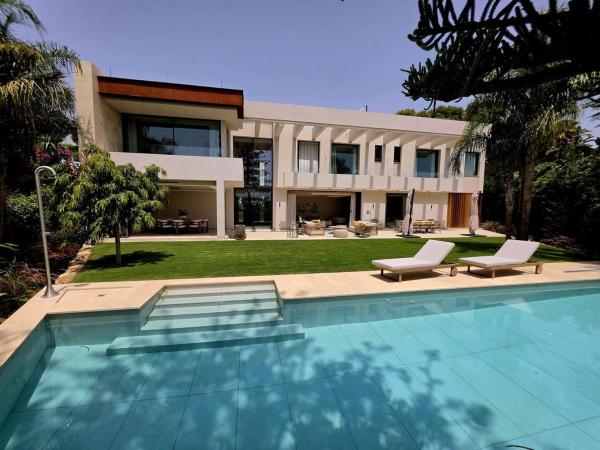 Casa o chalet independiente en Calle del Alce, 10, Los Monteros, Marbella photo 1