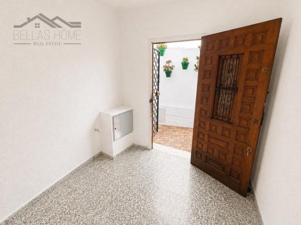Venta de piso en Piso en Calle Nueva, Centro, Estepona, Estepona
 photo 1