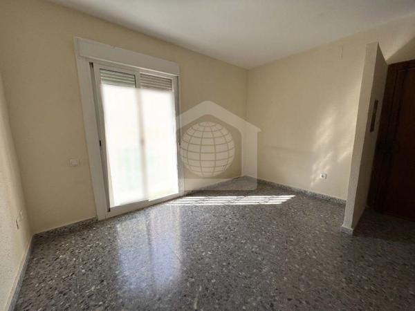 Продажа квартиры на Piso en Calle Alférez Patricio Gutiérrez, Carranque - Haza Cuevas, Málaga, Малага
photo 1