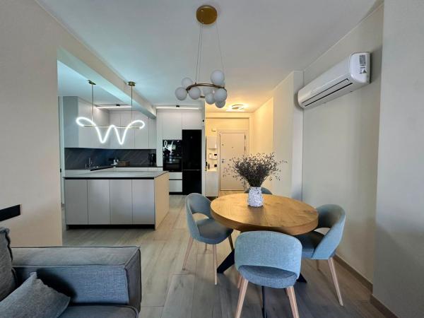 Sale of flat in Piso en Avenida Vivar Téllez, 30, Zona Hispanidad - Vivar Téllez, Vélez-Malaga, Vélez-Málaga
photo 1