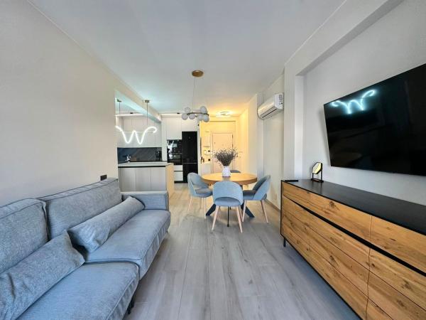 Sale of flat in Piso en Avenida Vivar Téllez, 30, Zona Hispanidad - Vivar Téllez, Vélez-Malaga, Vélez-Málaga
thumbnail 3