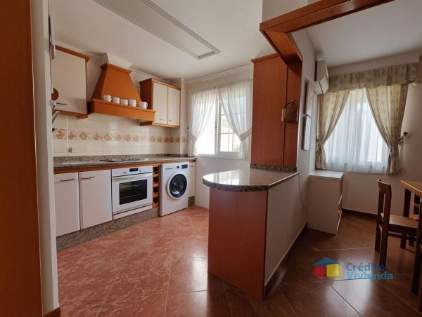 Venta de piso en Piso en Huerta Nueva - Jardín de Málaga, Málaga, Málaga
photo 1