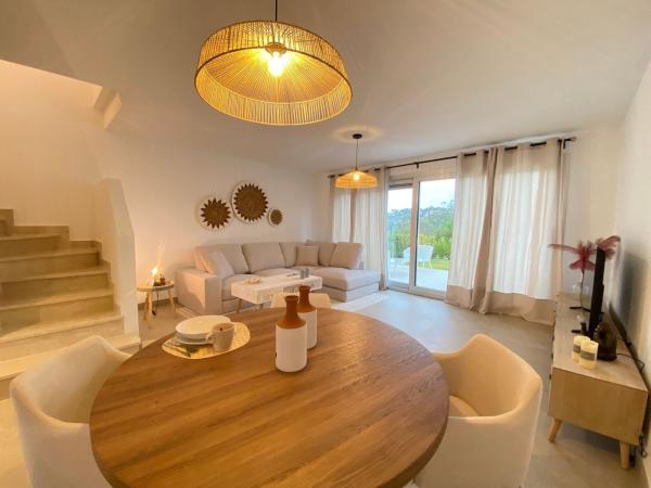 Chalet adosado en Estepona Golf, 5, Estepona Golf, Estepona thumbnail 3