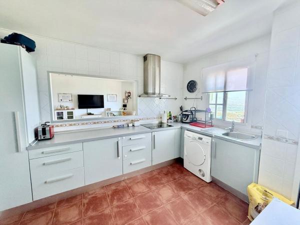 Casa o chalet independiente en Calle Quitapenas, Manantiales - Lagar - Cortijo, Alhaurín de la Torre photo 4