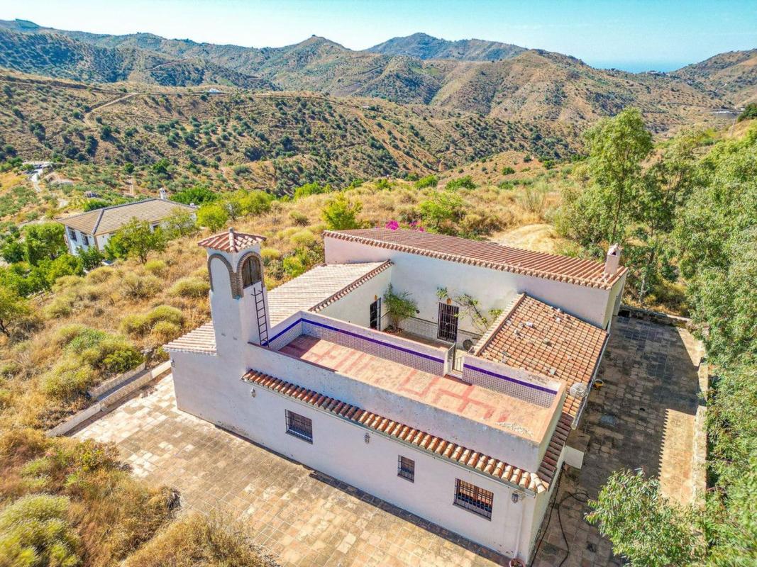 Propiedades en venta y alquiler en España photo 5