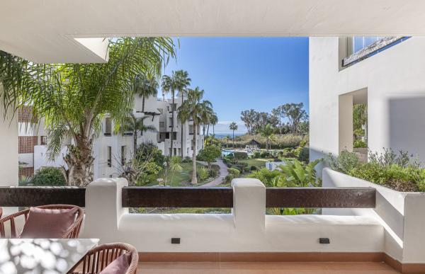 Sale of flat in Piso en El Velerín, Estepona, Estepona
 photo 1