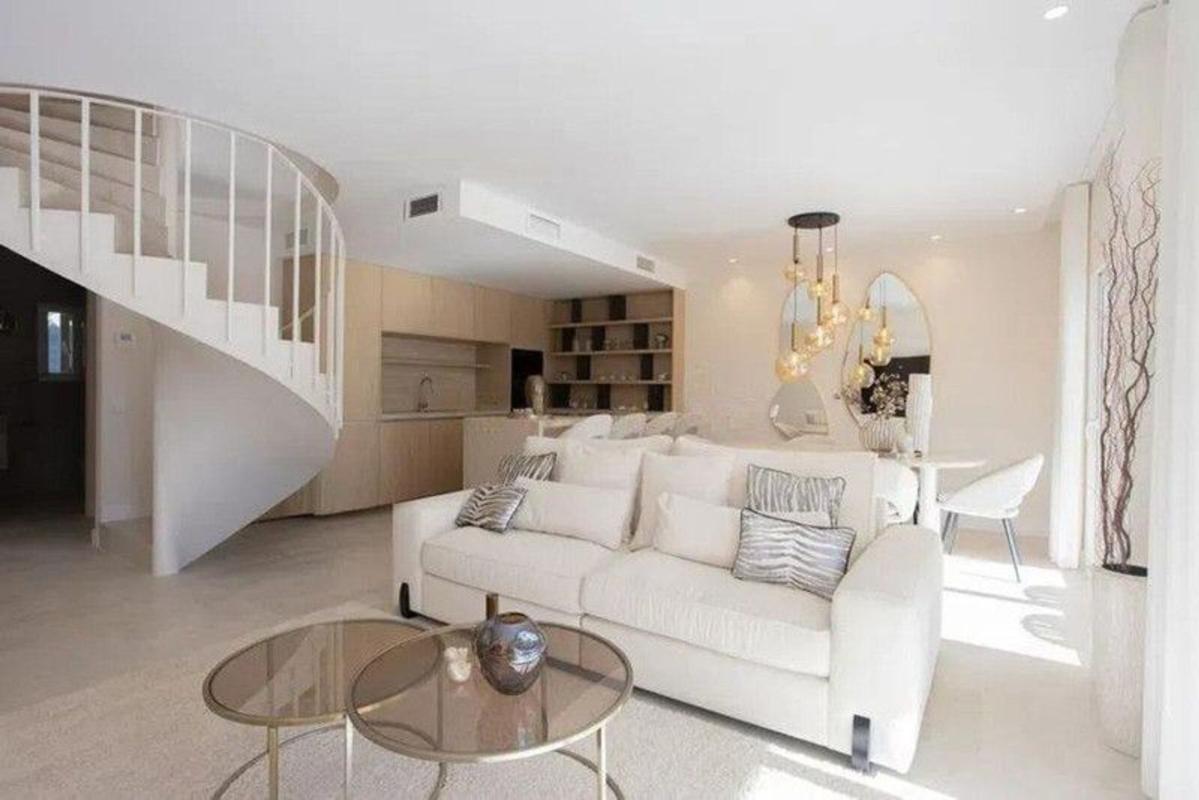 Продажа дуплекса на Dúplex en Avenida del Prado, 71, Aloha, Marbella, Марбелла photo 2