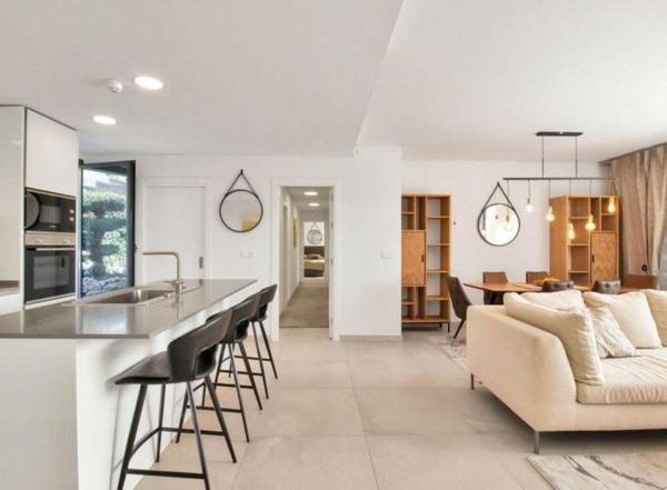 Duplex en venta en Dúplex en Urbanizacion el Herrojo, 196, La Quinta, Benahavís, Benahavís thumbnail 2