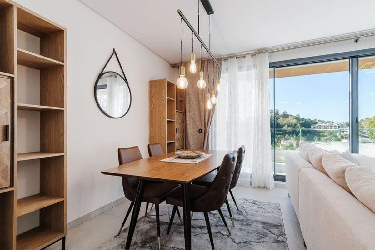 Venta de duplex en Dúplex en Urbanizacion el Herrojo, 196, La Quinta, Benahavís, Benahavís photo 5
