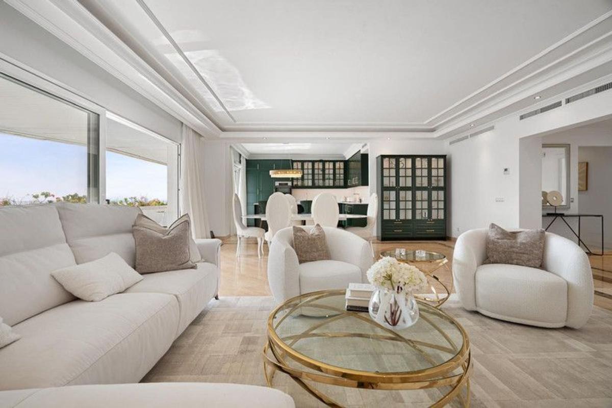 Venta de ático en  Ático en Arrabal a Cañas, 4, Puerto Banús, Marbella, Marbella photo 2
