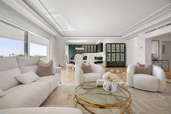 Ático en venta en Ático en Arrabal a Cañas, 4, Puerto Banús, Marbella, Marbella thumbnail 2