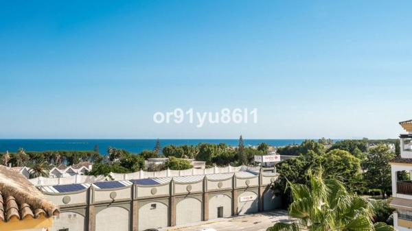 Duplex en venta en Dúplex en Lugar Nagueles, 1 a, La Carolina-Guadalpín, Marbella, Marbella photo 1