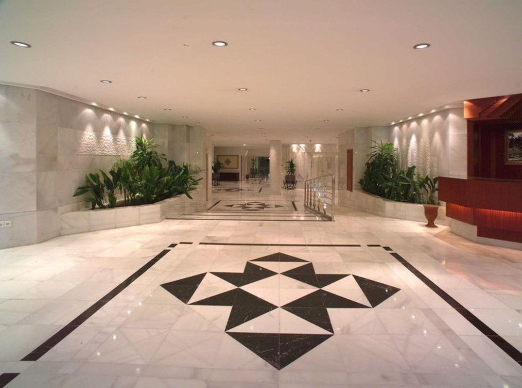 Venta de duplex en Dúplex en Urbanizacion a n Andalucia, 32, Puerto Banús, Marbella, Marbella photo 3