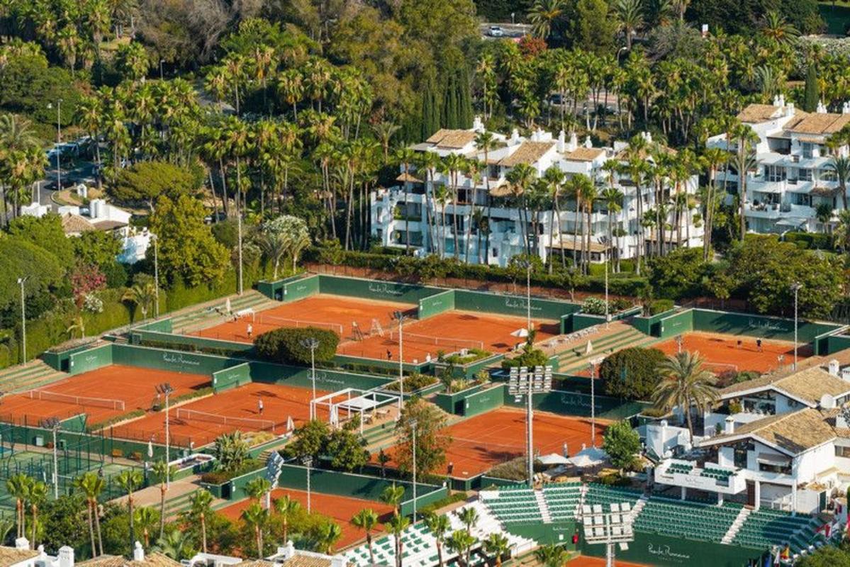 Venta de duplex en Dúplex en Conjunto Jardín Andaluz, 11, Puente Romano, Marbella, Marbella photo 3