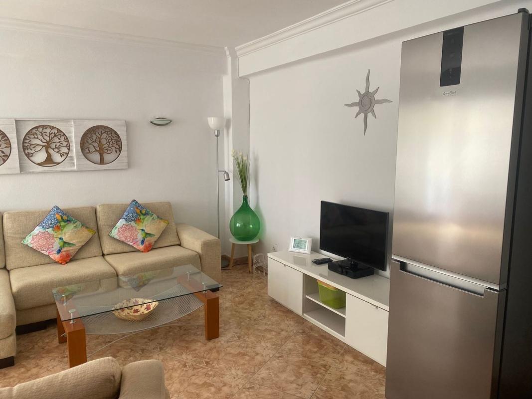 Venta de piso en Piso en Avenida Doctor Marañón, 7, Poniente - Faro, Vélez-Malaga, Vélez-Malaga
 photo 3