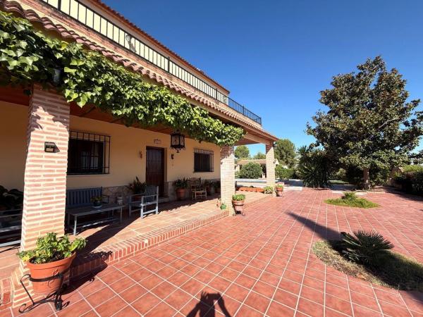 Casa o chalet independiente en Camino de la Dehesilla, Zona de la Vega, Antequera photo 3