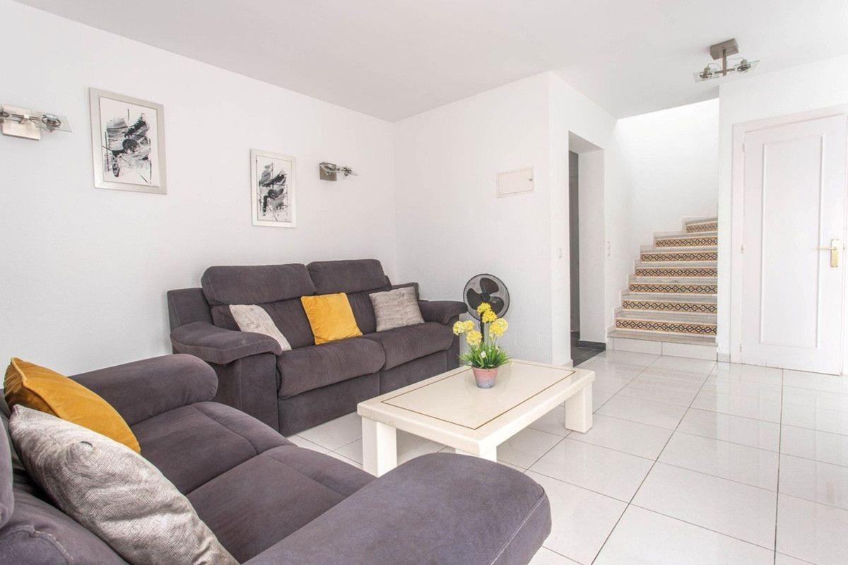 Venta de chalet independiente en Chalet pareado en Riviera del Sol, Mijas, Mijas
photo 2
