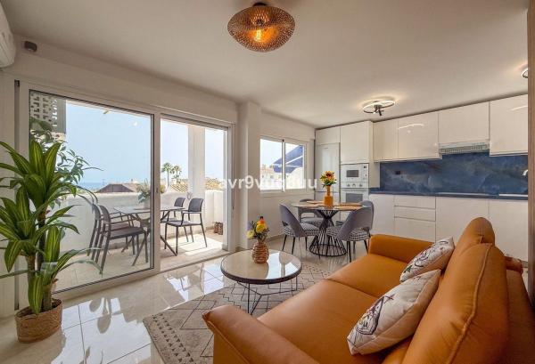 Venta de piso en Piso en Avenida de Jerez, La Cala de Mijas, Mijas, Mijas
 photo 2