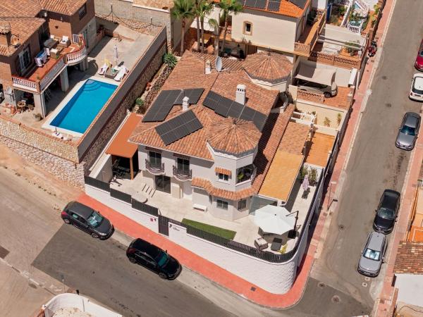 Chalet pareado en Caserio Del, 12, Rancho Domingo - La Hacienda, Benalmádena photo 1