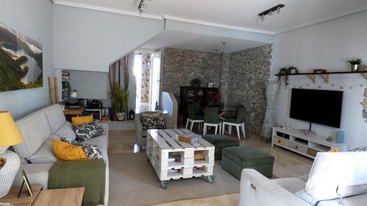Продажа таунхауса в Chalet adosado en Hacienda Torrequebrada, Benalmádena , Бенальмадена photo 2