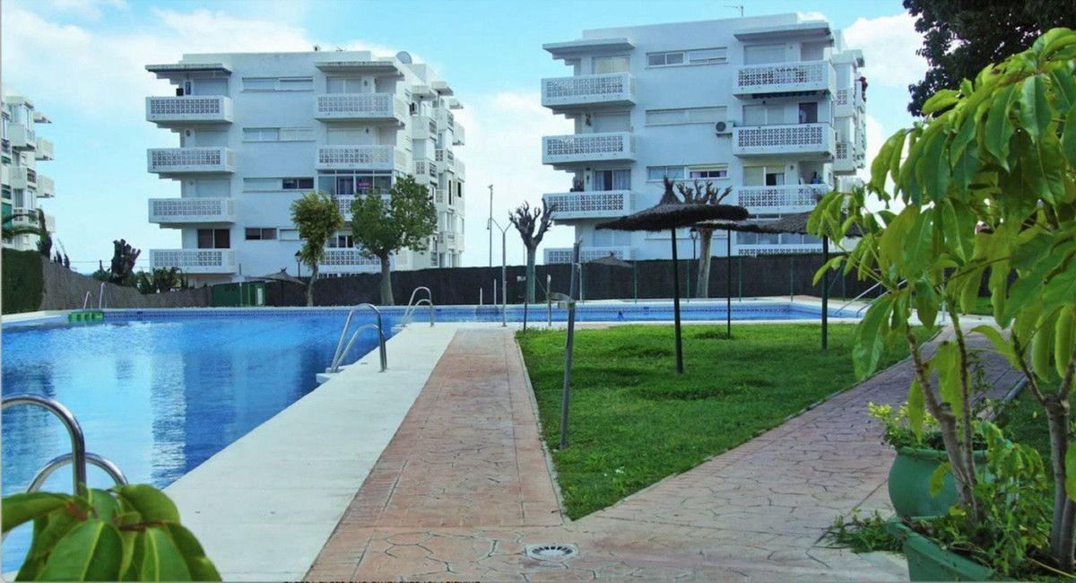 Venta de piso en Piso en Calle Soleares, 14, Sotoserena, Estepona, Estepona
photo 1