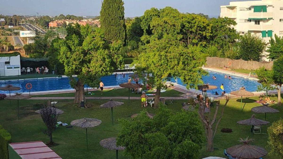 Venta de piso en Piso en Calle Soleares, 14, Sotoserena, Estepona, Estepona
photo 2